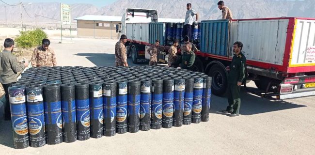 سپاه پاسداران سقف خانه‌های کم‌برخورداران بهمئی را ایزوگام کرد