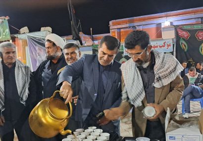 خدمات رسانی موکب شهدای ایل یوسفی به عزاداران امام شهید