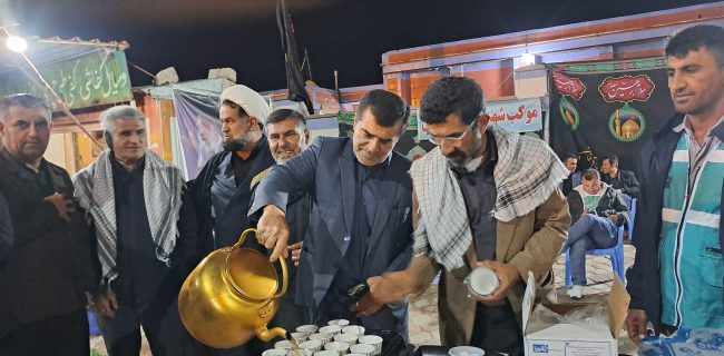 خدمات رسانی موکب شهدای ایل یوسفی به عزاداران امام شهید خدمات رسانی موکب شهدای ایل یوسفی به عزاداران امام شهید