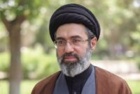 ابلاغ سلام رهبری به خانواده شهدای شجره طیبه میناب