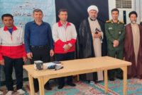 تجلیل امام جمعه بهمئی از رئیس جمعیت هلال‌احمر شهرستان