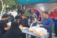 خدمت‌رسانی خادمان بهمئی به زائران در مشهد