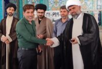 اهدا انگشتر متبرک دفتر رهبری در نماز جمعه لیکک