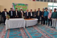 برپایی میز خدمت آموزش و پرورش شهرستان بهمئی در حاشیه نماز جمعه